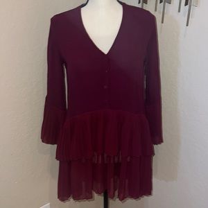 Zara women blouse ( can be mini dress )Excellent uses Condition burgundy SZ S